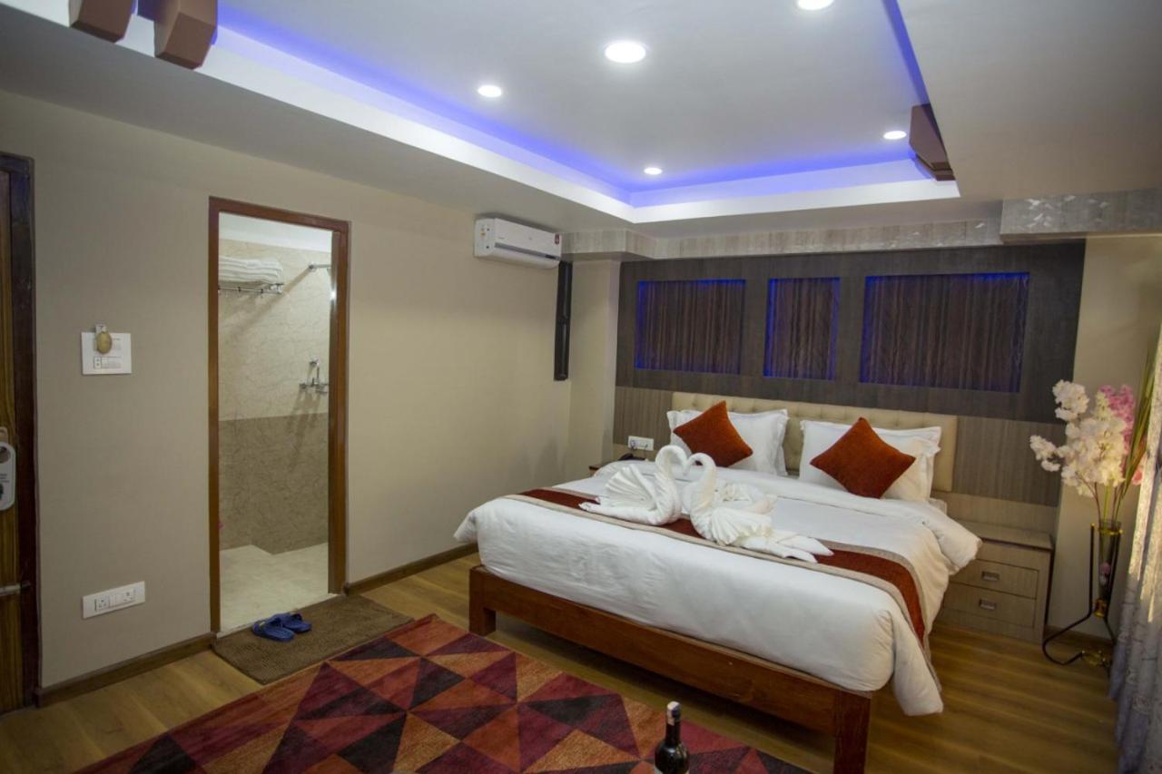 Hotel Marinha Kathmandu Buitenkant foto